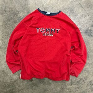 Vintage retro Tommy Hilfiger crewneck embroidered pullover
